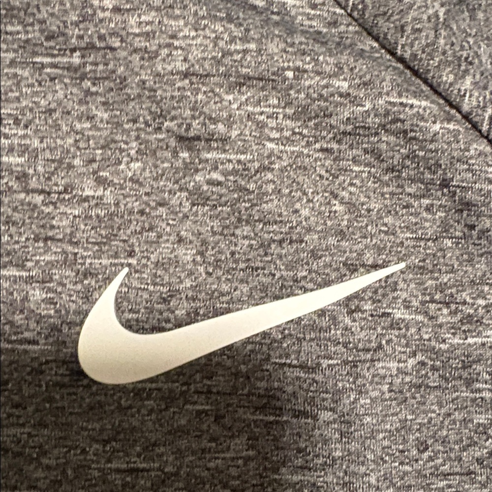 Nike Swim Heather Gray Dri-FIT T-Shirt - Picture 4 of 5